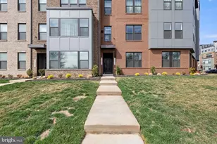 43895 Circuit Sq, Ashburn, VA 20147 - Photo 27