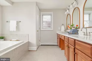 407 S King St, Leesburg, VA 20175 - Photo 53