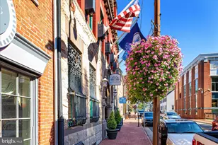 407 S King St, Leesburg, VA 20175 - Photo 101