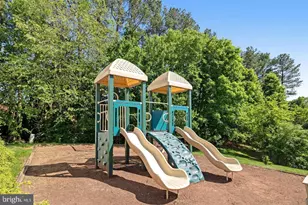 46934 Courtyard Sq, Sterling, VA 20164 - Photo 21