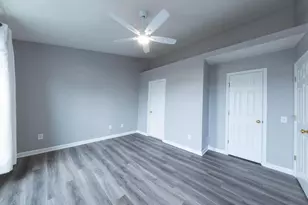 46934 Courtyard Sq, Sterling, VA 20164 - Photo 11