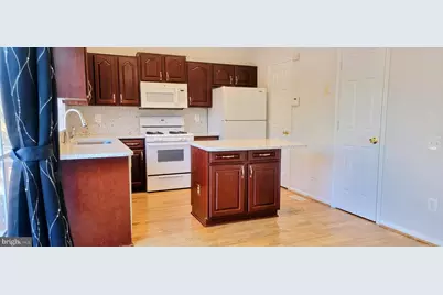 121 Paddington Way NE, Leesburg, VA 20176 - Photo 7