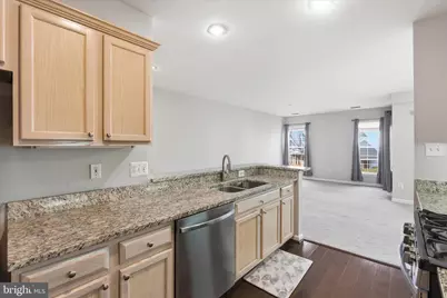 25300 Lake Mist Square #202, Chantilly, VA 20152 - Photo 13