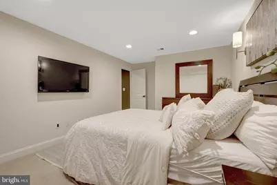 26760 Crusher Drive, Chantilly, VA 20152 - Photo 39