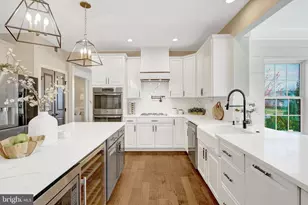 26760 Crusher Dr, Chantilly, VA 20152 - Photo 9