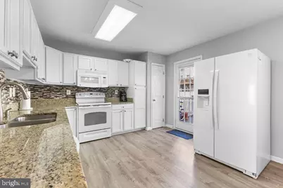 17372 Legacy Terrace, Round Hill, VA 20141 - Photo 7