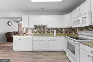 17372 Legacy Terrace, Round Hill, VA 20141 - Photo 5