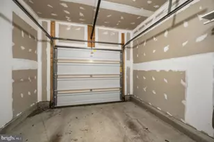 19416 Coppermine Sq, Leesburg, VA 20176 - Photo 25