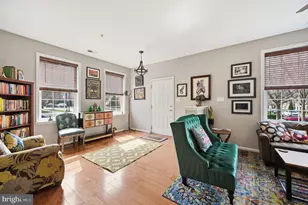 19416 Coppermine Sq, Leesburg, VA 20176 - Photo 3