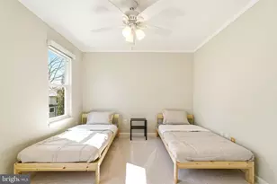 43213 Wayside Cir, Ashburn, VA 20147 - Photo 53