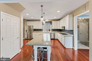 20923 Trenton Cir, Leesburg, VA 20175 - Photo 11