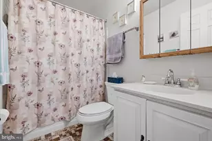 206 Cardinal Glen Cir, Sterling, VA 20164 - Photo 19