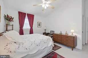 206 Cardinal Glen Cir, Sterling, VA 20164 - Photo 17