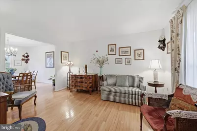 206 Cardinal Glen Circle, Sterling, VA 20164 - Photo 3