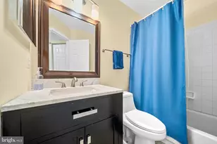 46842 Lawnes Creek Terrace, Sterling, VA 20165 - Photo 33