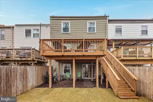 237 Roanoke Dr SE, Leesburg, VA 20175 - Photo 9