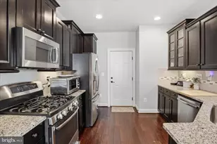 21179 Ashburn Heights Dr, Ashburn, VA 20148 - Photo 13