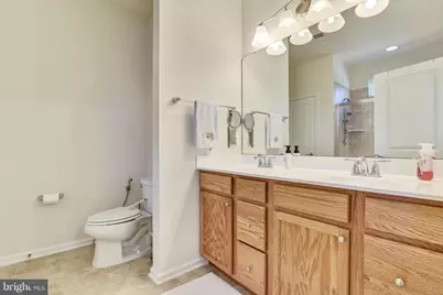 22887 Lacey Oak Terrace, Sterling, VA 20166 - Photo 13