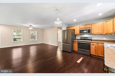 13 S Hughes Street, Hamilton, VA 20158 - Photo 11