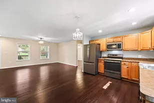 13 S Hughes St, Hamilton, VA 20158 - Photo 11