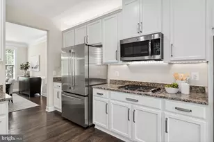 41004 Indigo Pl, Leesburg, VA 20175 - Photo 15