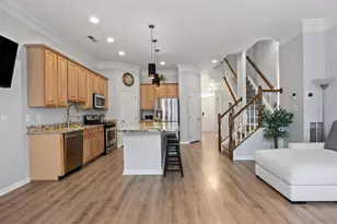 20345 Bowfonds St, Ashburn, VA 20147 - Photo 9