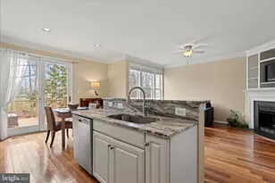 20660 Muddy Harbour Square, Sterling, VA 20165 - Photo 17