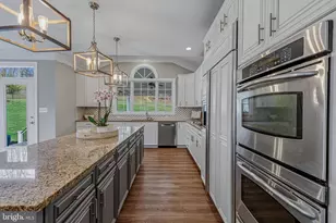 41297 Dutton Ct, Waterford, VA 20197 - Photo 15