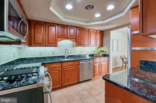 253 Willow Terrace, Sterling, VA 20164 - Photo 9