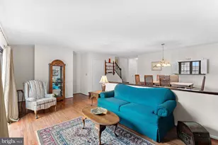 27 Haxall Ct, Sterling, VA 20165 - Photo 11