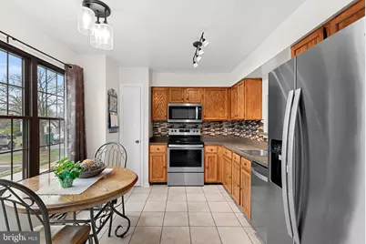 27 Haxall Court, Sterling, VA 20165 - Photo 13