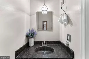 27 Haxall Ct, Sterling, VA 20165 - Photo 19