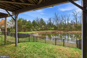 25349 Wakestone Park Terrace, Chantilly, VA 20152 - Photo 37