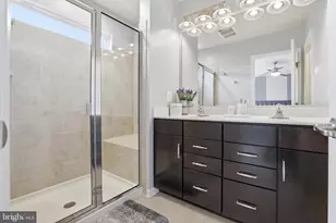 25349 Wakestone Park Terrace, Chantilly, VA 20152 - Photo 23