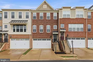 25349 Wakestone Park Terrace, Chantilly, VA 20152 - Photo 1