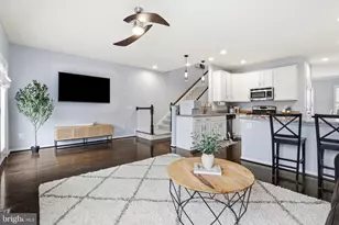 25349 Wakestone Park Terrace, Chantilly, VA 20152 - Photo 13