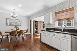 25462 Upper Clubhouse Dr, Chantilly, VA 20152 - Photo 5