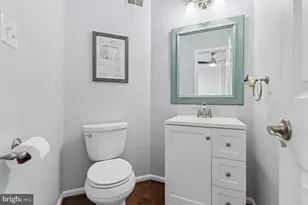 25462 Upper Clubhouse Dr, Chantilly, VA 20152 - Photo 13