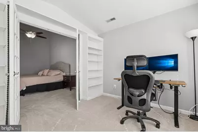 25462 Upper Clubhouse Drive, Chantilly, VA 20152 - Photo 17