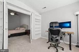 25462 Upper Clubhouse Dr, Chantilly, VA 20152 - Photo 17