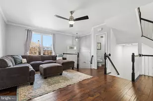 25462 Upper Clubhouse Dr, Chantilly, VA 20152 - Photo 11