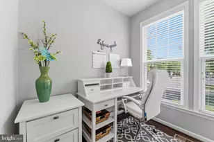 24618 Salmon River Pl, Aldie, VA 20105 - Photo 15