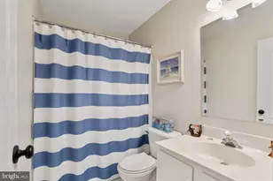 43719 Middlebrook Terrace, Ashburn, VA 20147 - Photo 17