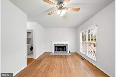 429 Deerpath Avenue SW, Leesburg, VA 20175 - Photo 11