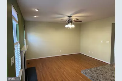 25861 Kirkwood Square, Chantilly, VA 20152 - Photo 13