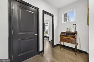 23132 Brooksbank Square, Brambleton, VA 20148 - Photo 9