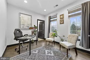 23132 Brooksbank Square, Brambleton, VA 20148 - Photo 5