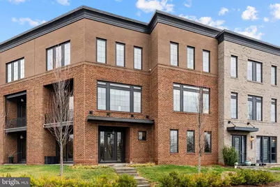 23132 Brooksbank Square, Brambleton, VA 20148 - Photo 3