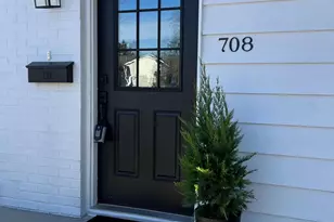 708 W Jasper Ct, Sterling, VA 20164 - Photo 5