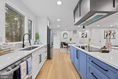 708 W Jasper Court, Sterling, VA 20164 - Photo 19